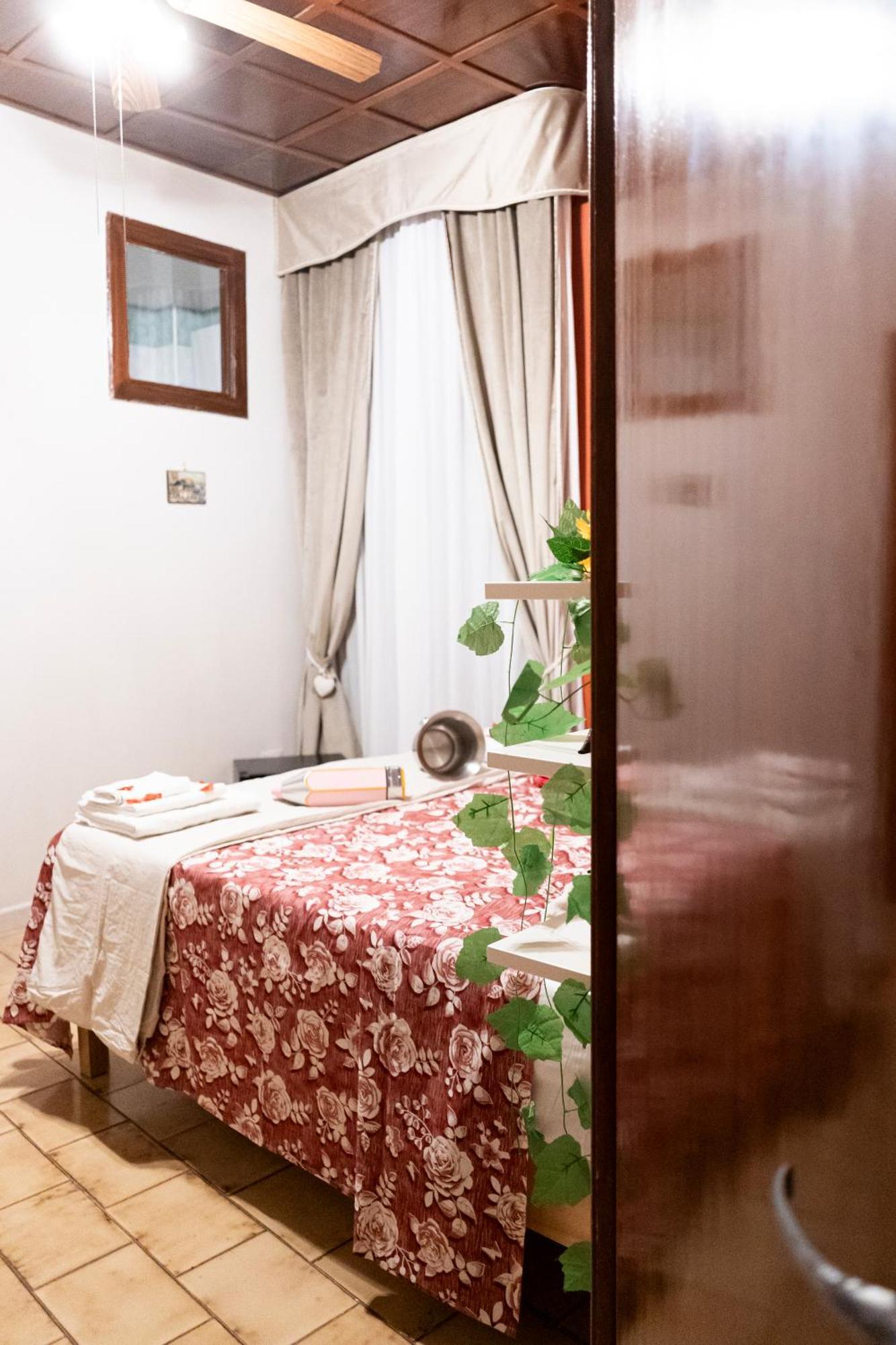 Affitta Camera Don Vittorio - Napoli Portacapuana 外观 照片
